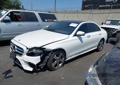 2017 Mercedes-Benz E 300 z USA, uszkodzony, nr VIN WDDZF4JB6HA085600